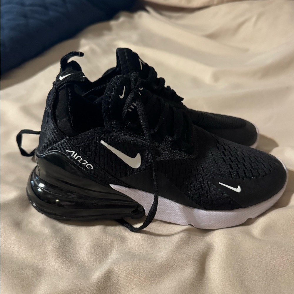 Nike Air Max 270